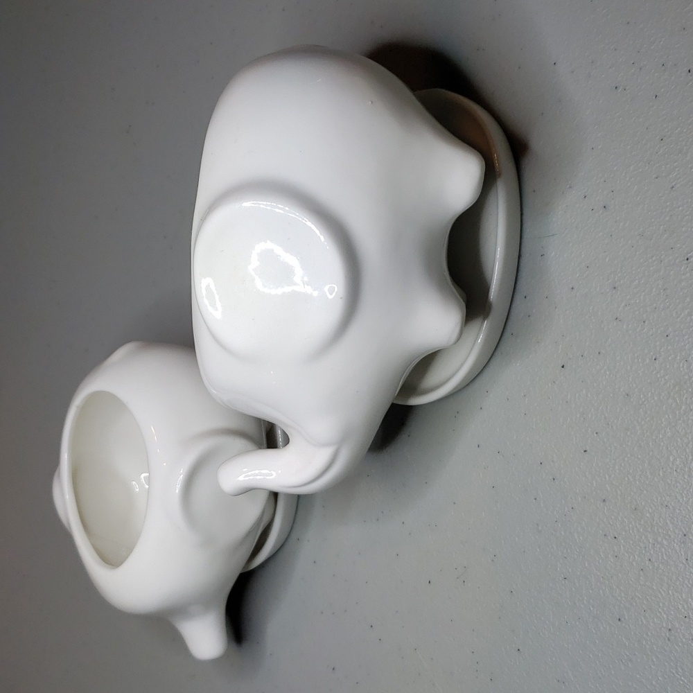 Elephant plant pots